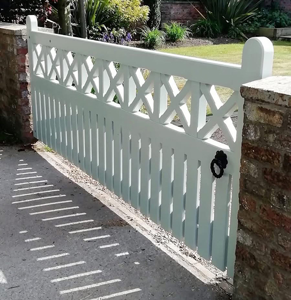 Handmade-bespoke-gates-in-Yorkshire